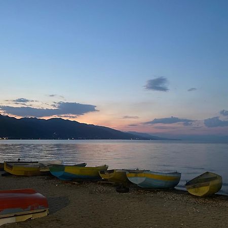British Hotel Pogradec Exteriör bild